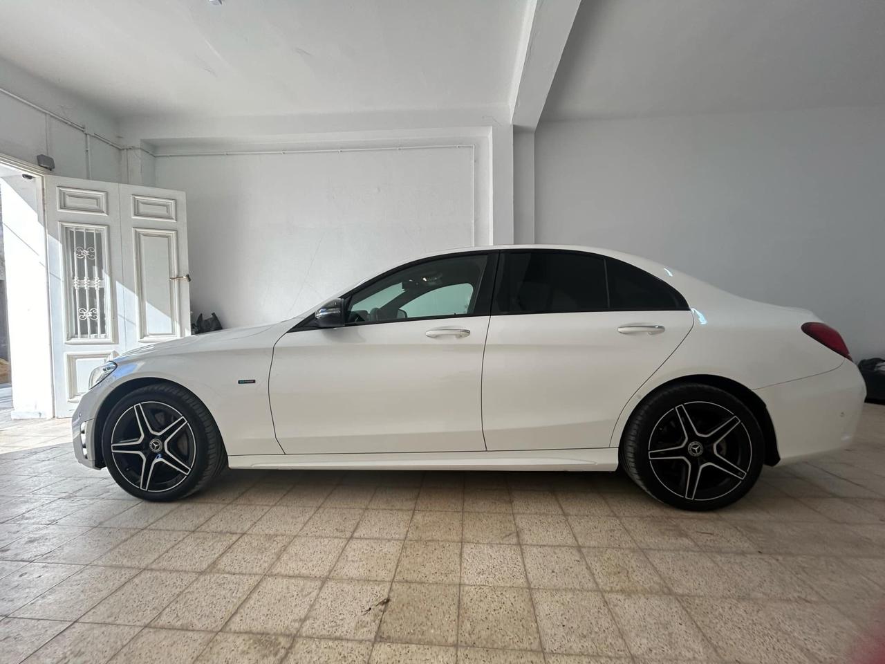 Ksar Helal Ksar Helal Mercedes C Mercedes benz allemagne c 300 de