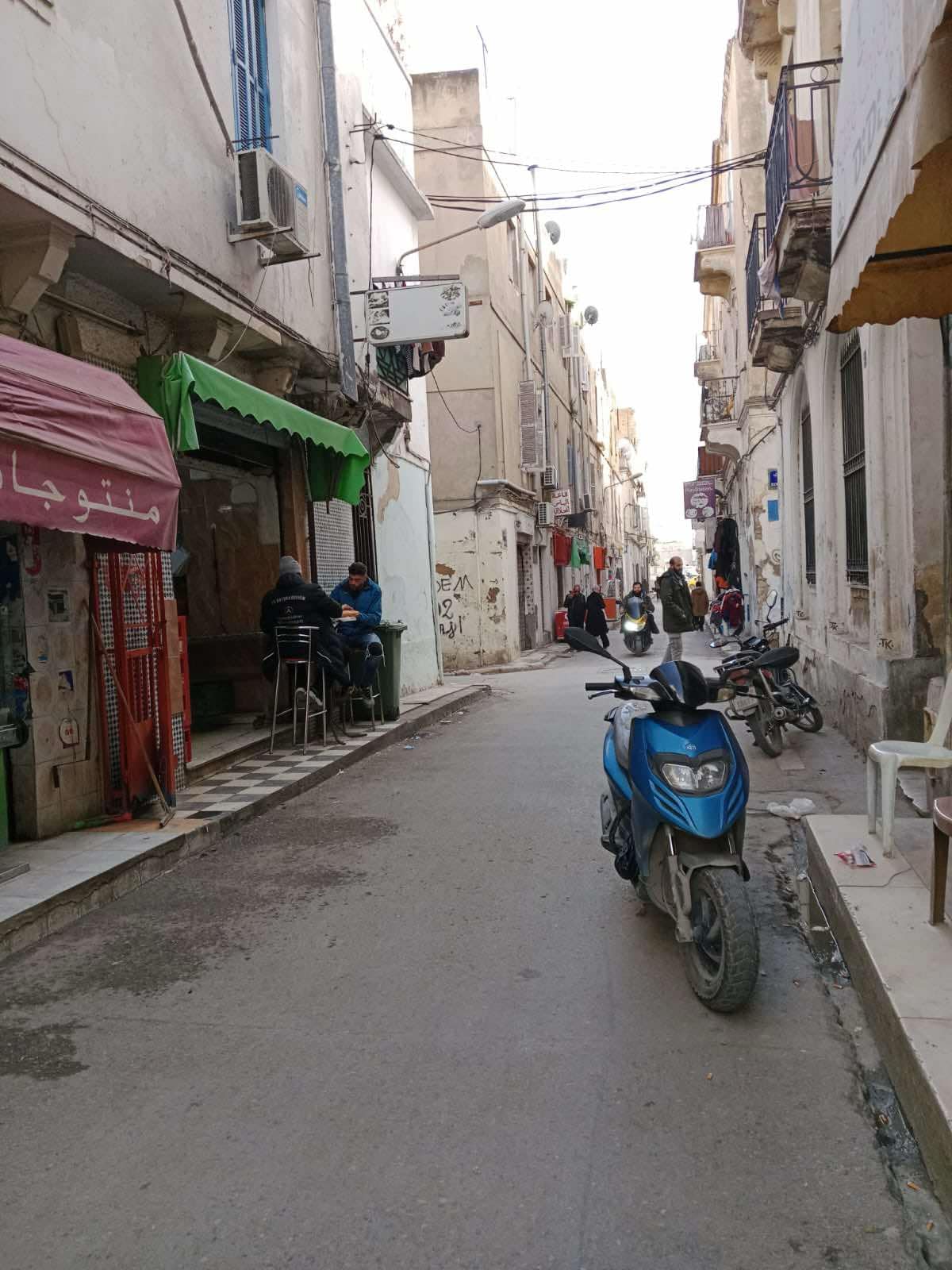 Bab Souika Bab Souika Location Appart. 3 pices Locaux en plein centre ville