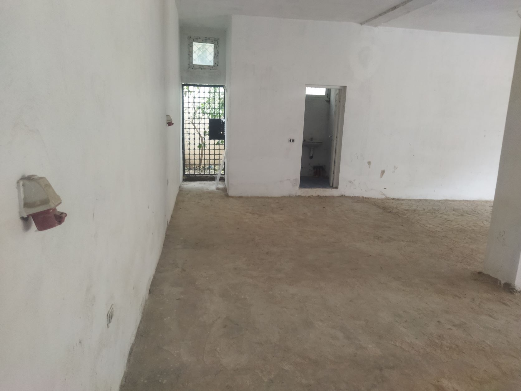 Mnihla Cite De La Republique Location Surfaces Dpt prs de kiosque total mnihla