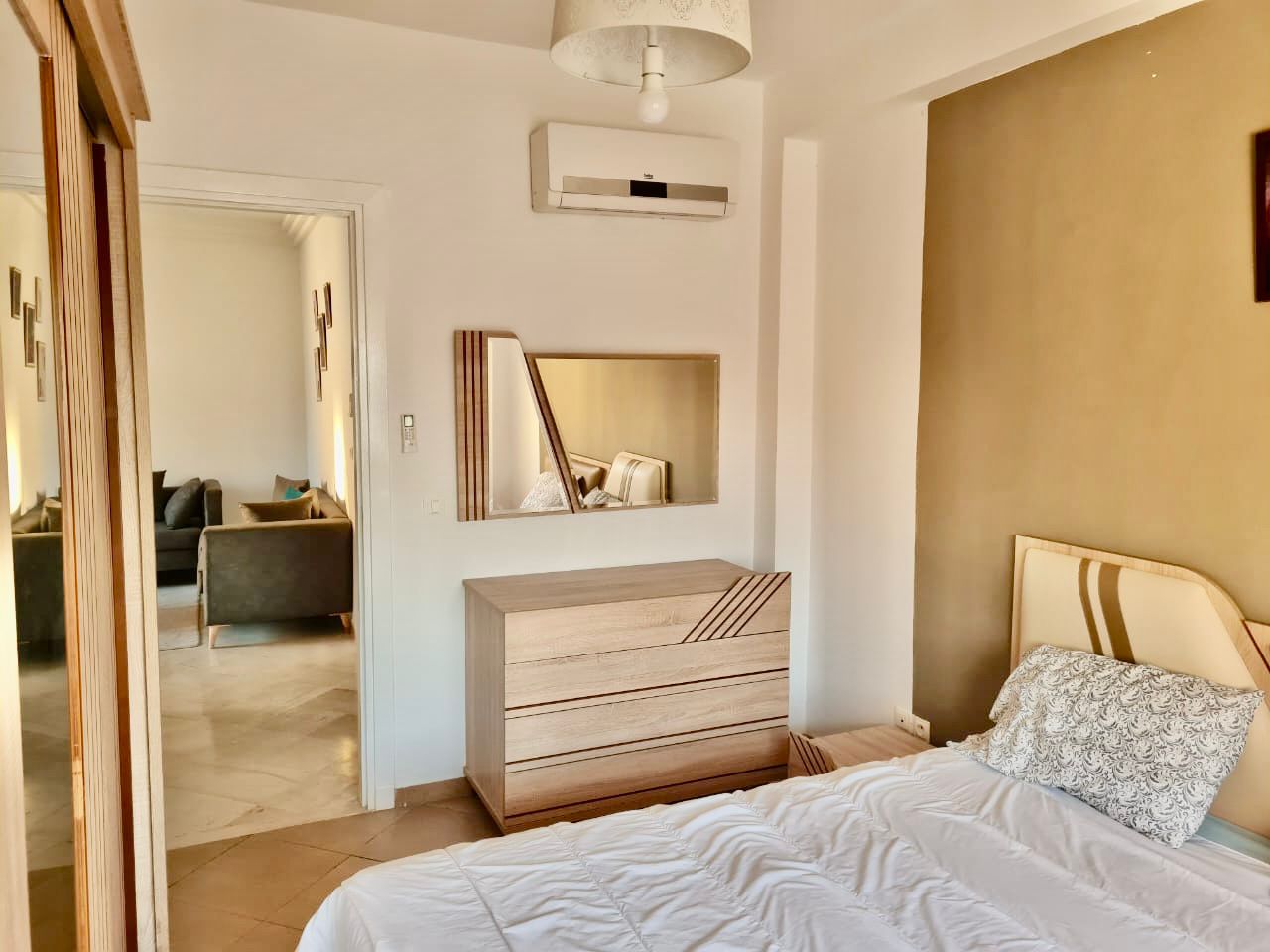 Ain Zaghouan Jardins de Carthage Location Appart. 3 pices S2 chic aux jardin de carthage