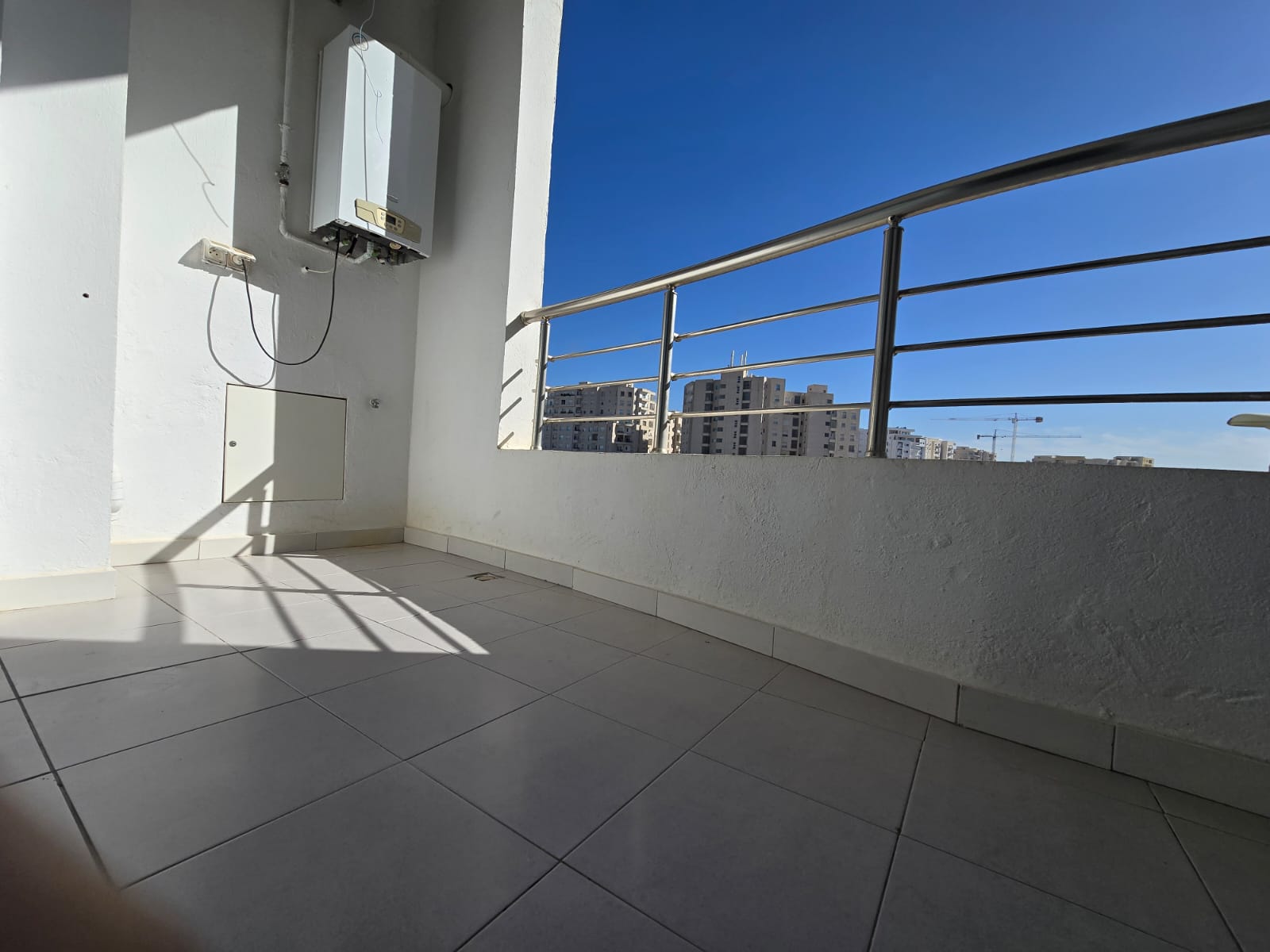 Ain Zaghouan Jardins de Carthage Location Appart. 2 pices S1 luxe aux jardin de carthage