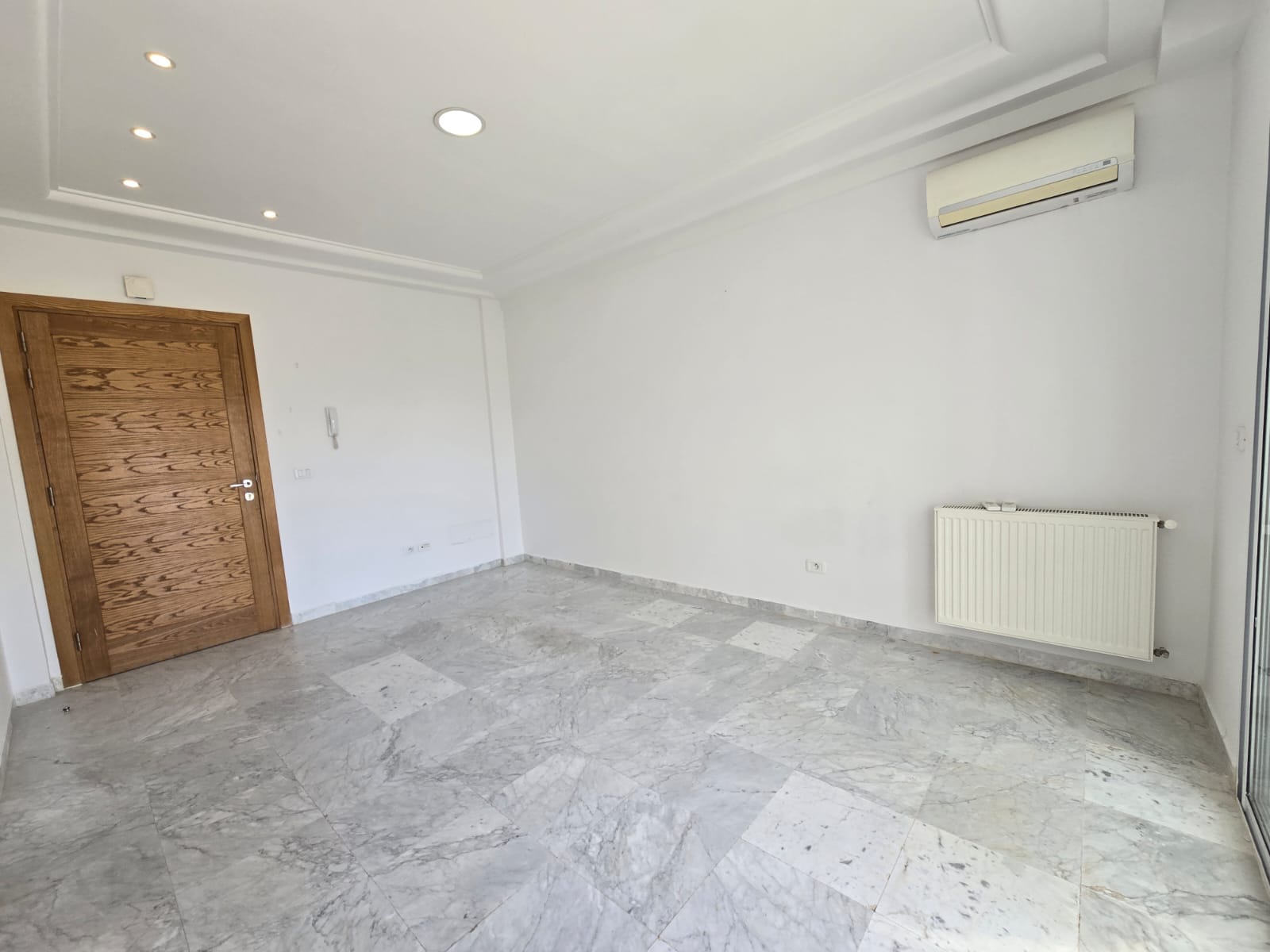 Ain Zaghouan Jardins de Carthage Location Appart. 2 pices S1 luxe aux jardin de carthage