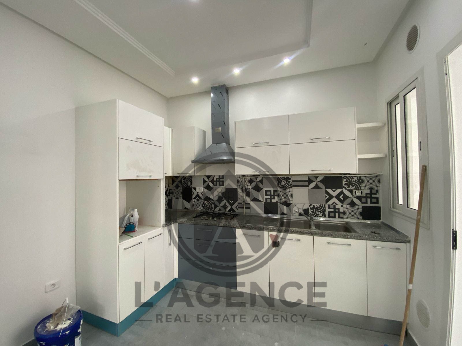 Ain Zaghouan Jardins de Carthage Location Appart. 3 pices Etage de villa s3 aux jardins de carthage