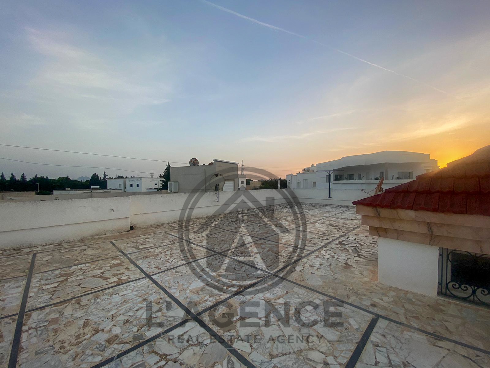La Marsa Sidi Daoud Location Appart. 3 pices Etage de villa s3 meublee a sidi daoud  la marsa
