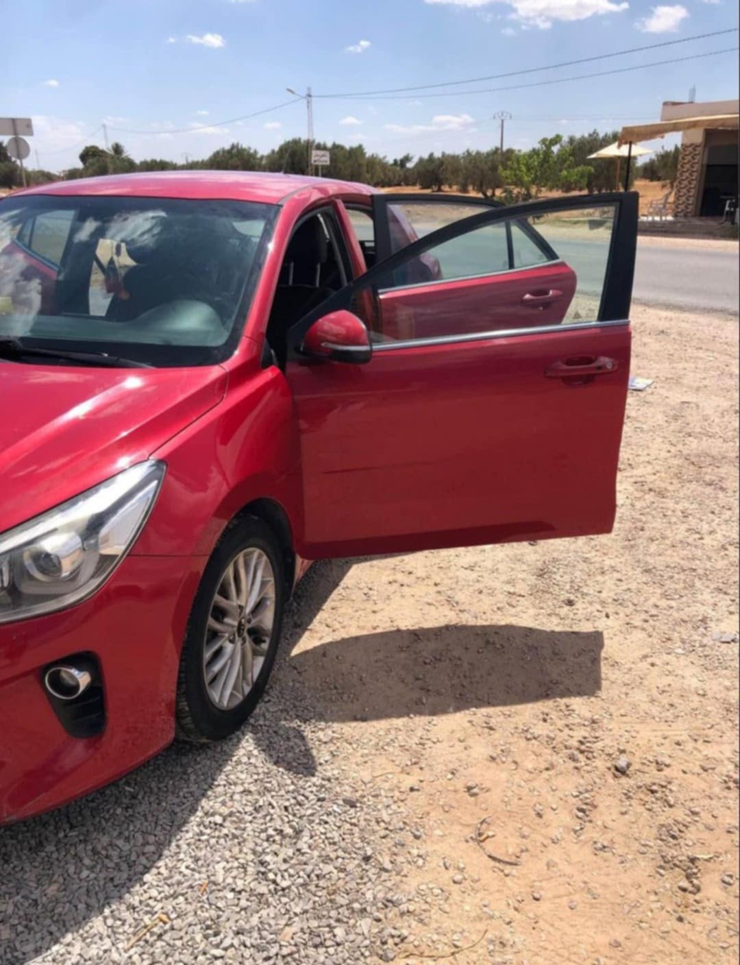 Melloulech Ouled Mabrouk Kia Rio Kia rio toute option