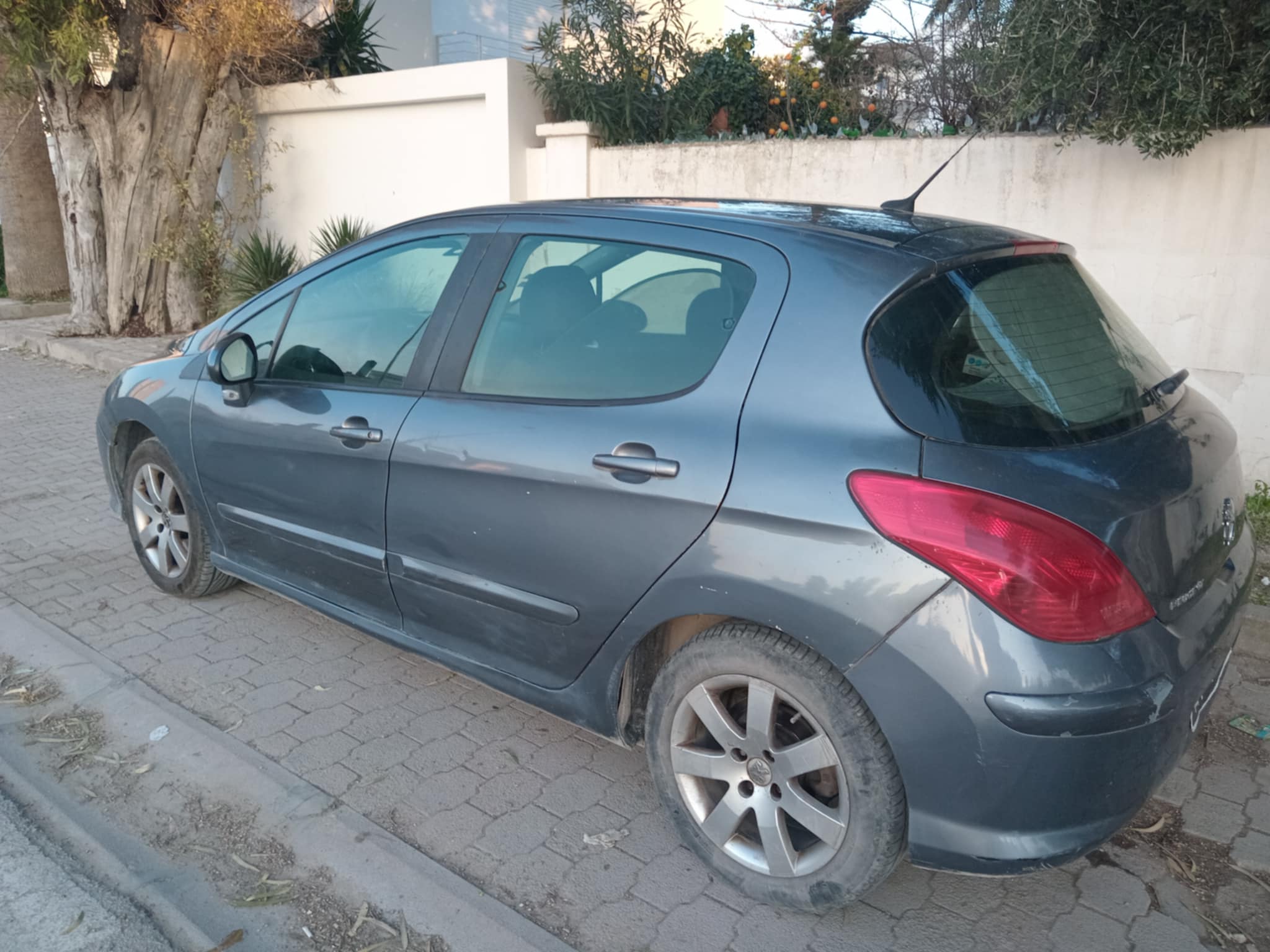 La Marsa Gammart Peugeot 308 Peugeot 308 essence 2013