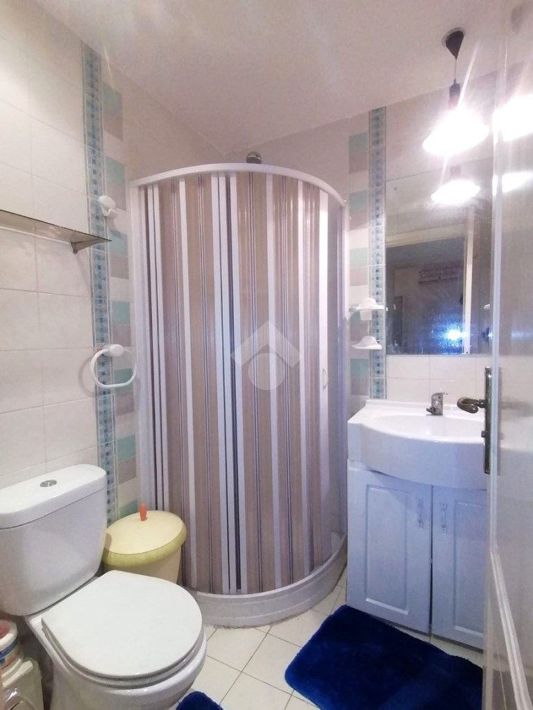 Ariana Ville Riadh Landlous Location Appart. 2 pices S1 meubl prs de carrefour market ghazela
