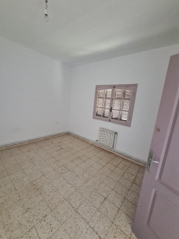 Ariana Ville El Menzah 7 Location Maisons Etage de villa s plus 4 a el manzah 7 wb3358