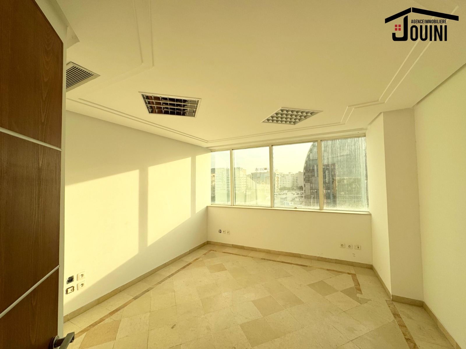 Ariana Ville Borj El Baccouche Bureaux & Commerces Bureau Bureau h4 en face centre urbain nord