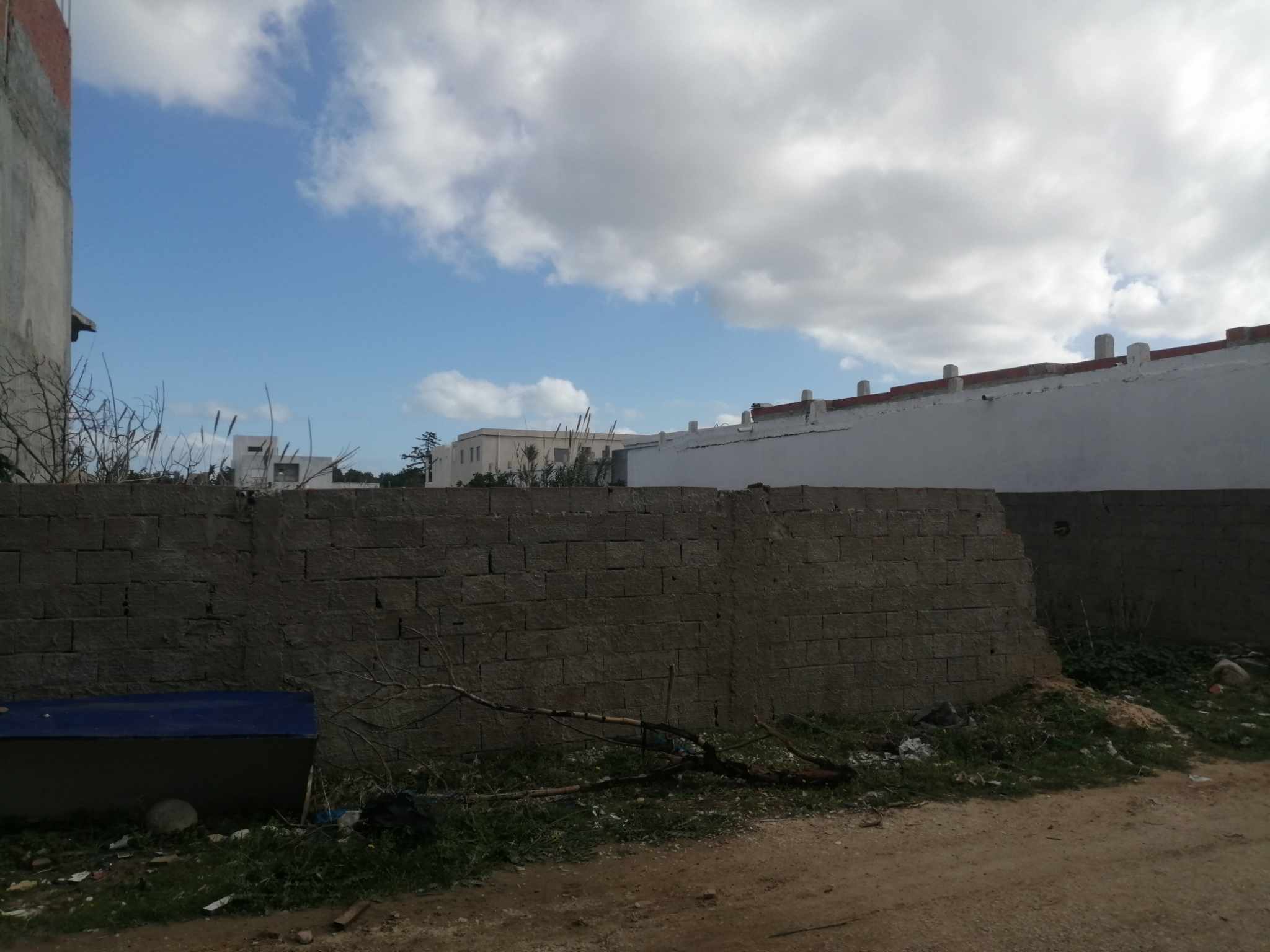La Soukra La Soukra Vente Surfaces Terrain  soukra vally