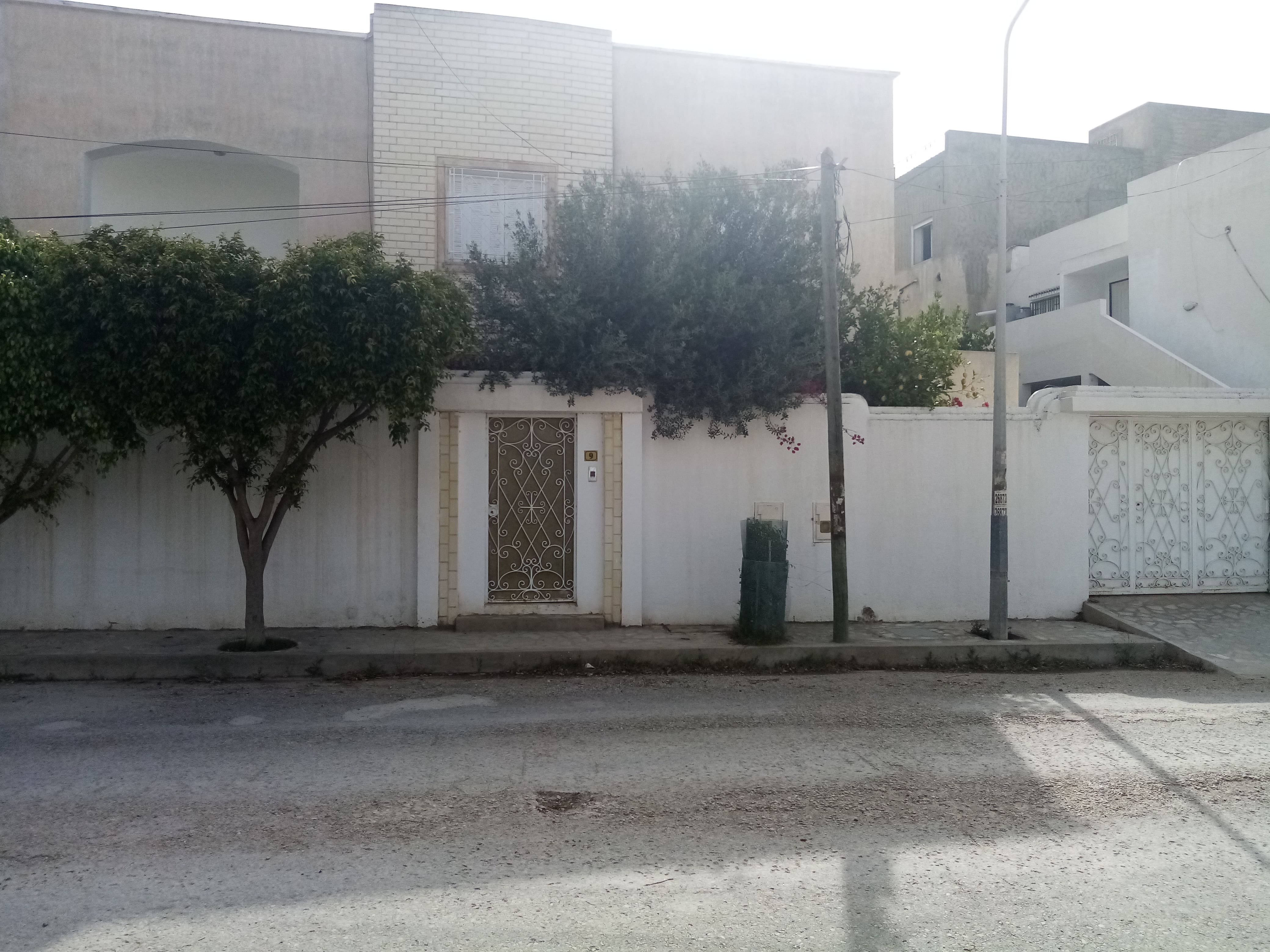 Raoued Cite Ennkhilet Location Appart. 2 pices Etage de villa