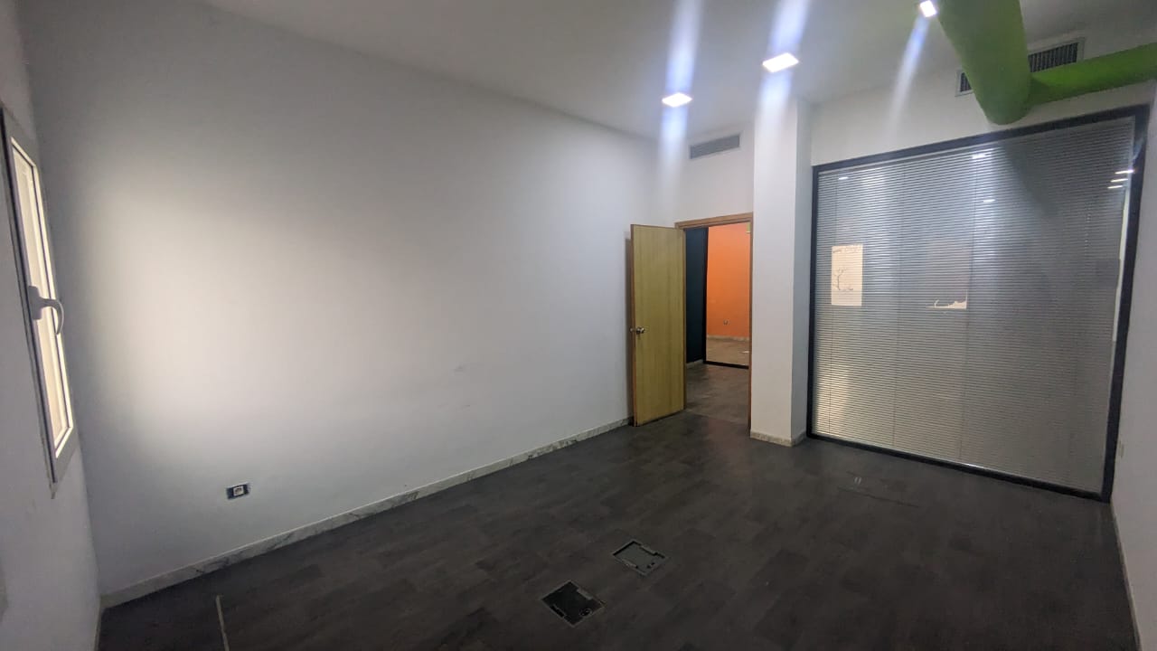 La Soukra Charguia 1 Bureaux & Commerces Bureau Bureau 4 espaces  charguia 1