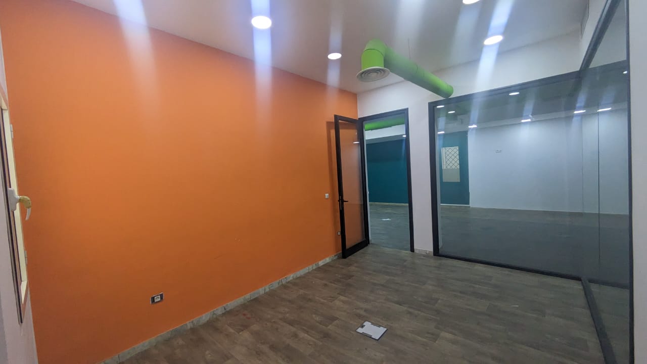 La Soukra Charguia 1 Bureaux & Commerces Bureau Bureau 4 espaces  charguia 1