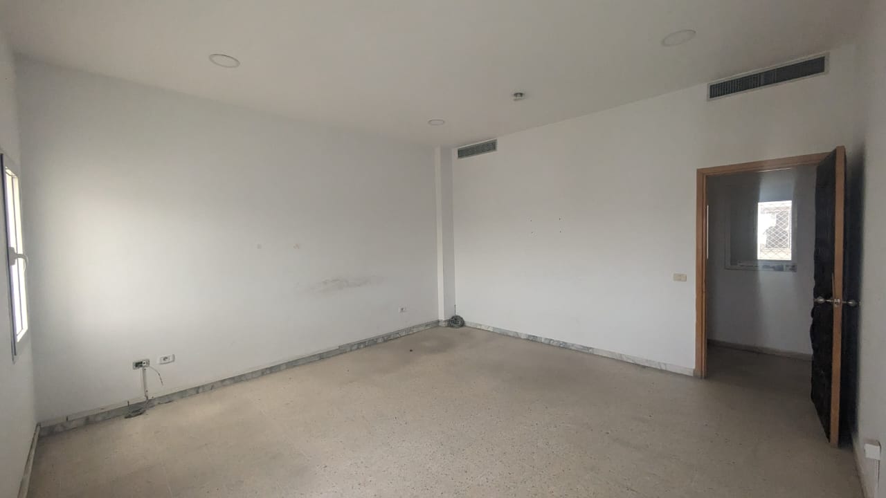 La Soukra Charguia 1 Location Appart. 4 pices Bureau 5 espace
