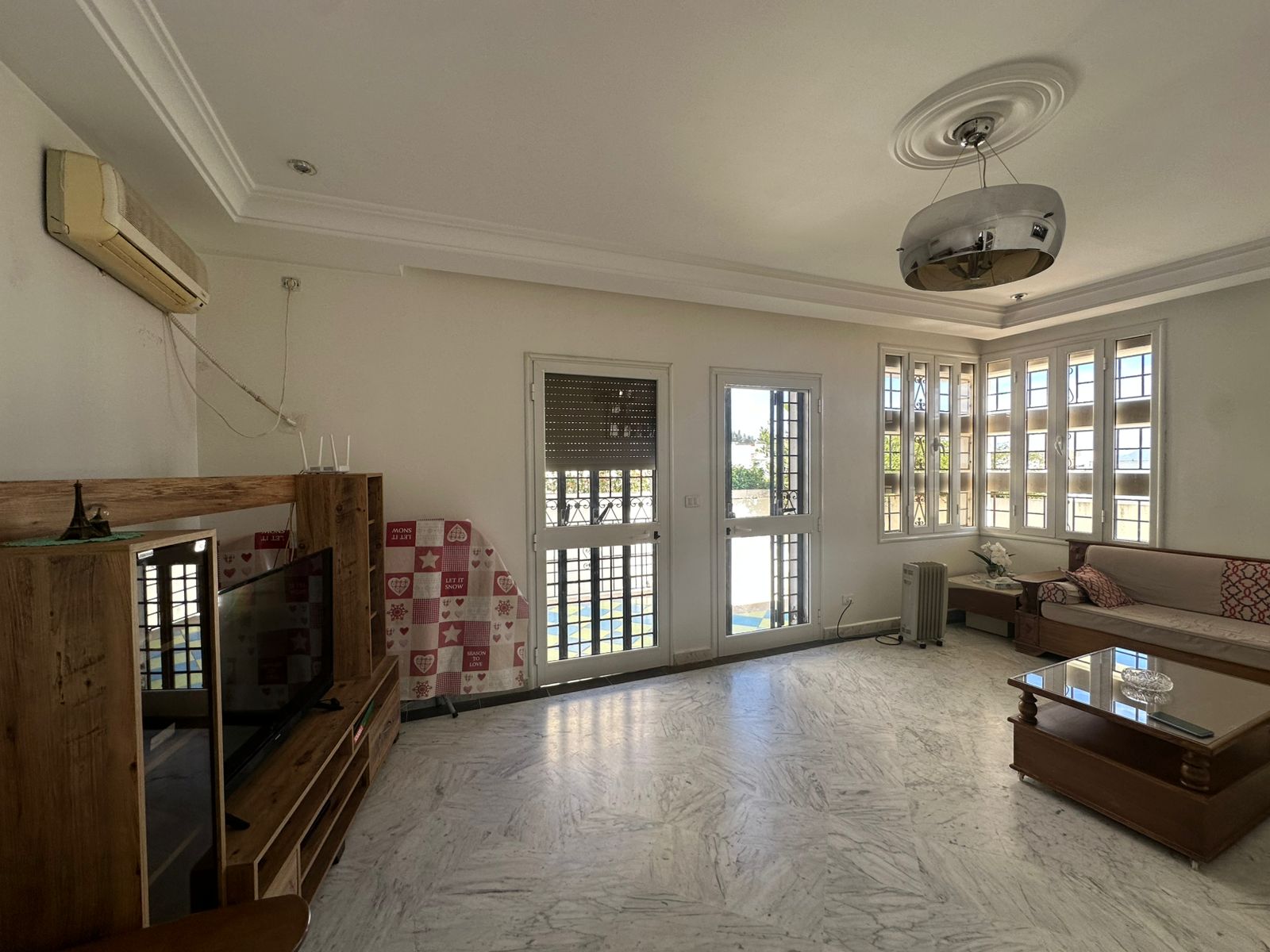 El Menzah El Manar 1 Vente Maisons Une villa au manar 1