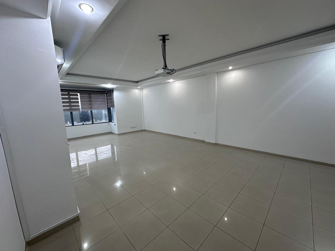 Bab Bhar Montplaisir Location Appart. 2 pices Bureau 3 espaces  montplaisir