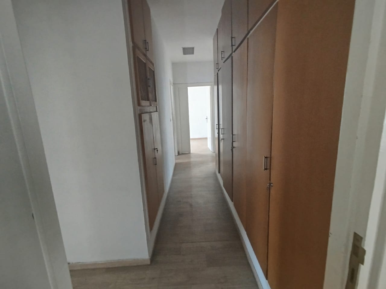 Cite El Khadra Kheireddine Pacha Location Appart. 5 pices+ Bureau 5 espaces  cit jardin