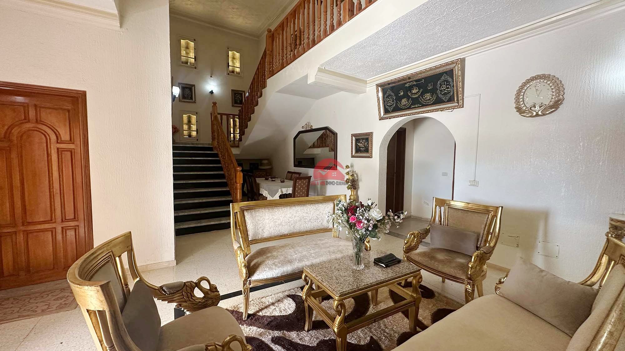Djerba - Midoun Midoun Vente Maisons Grande villa meublee a djerba midoun ref v700