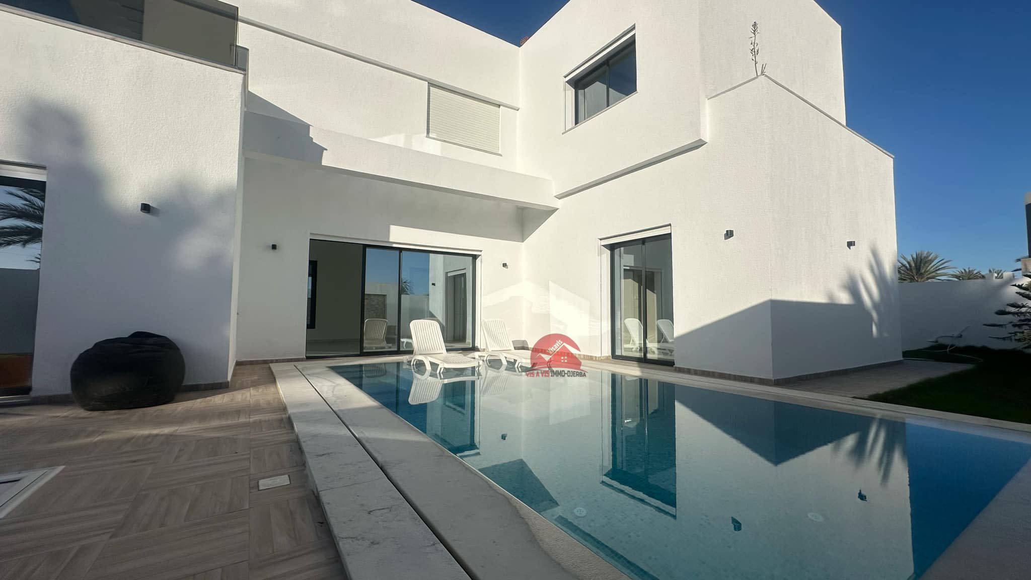 Djerba - Houmet Essouk Djerba  Vente Maisons Villa avec piscine a mezraya djerba en tunisie