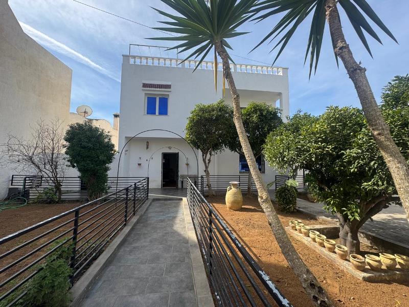 Hammamet Hammamet Vente Appart. 5 pices+ Maison rosier rf v2902