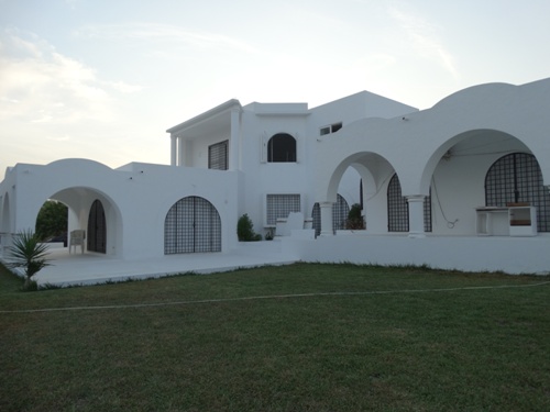 Hammamet Hammamet Vente Appart. 4 pices Villa younan 2 rf v1214