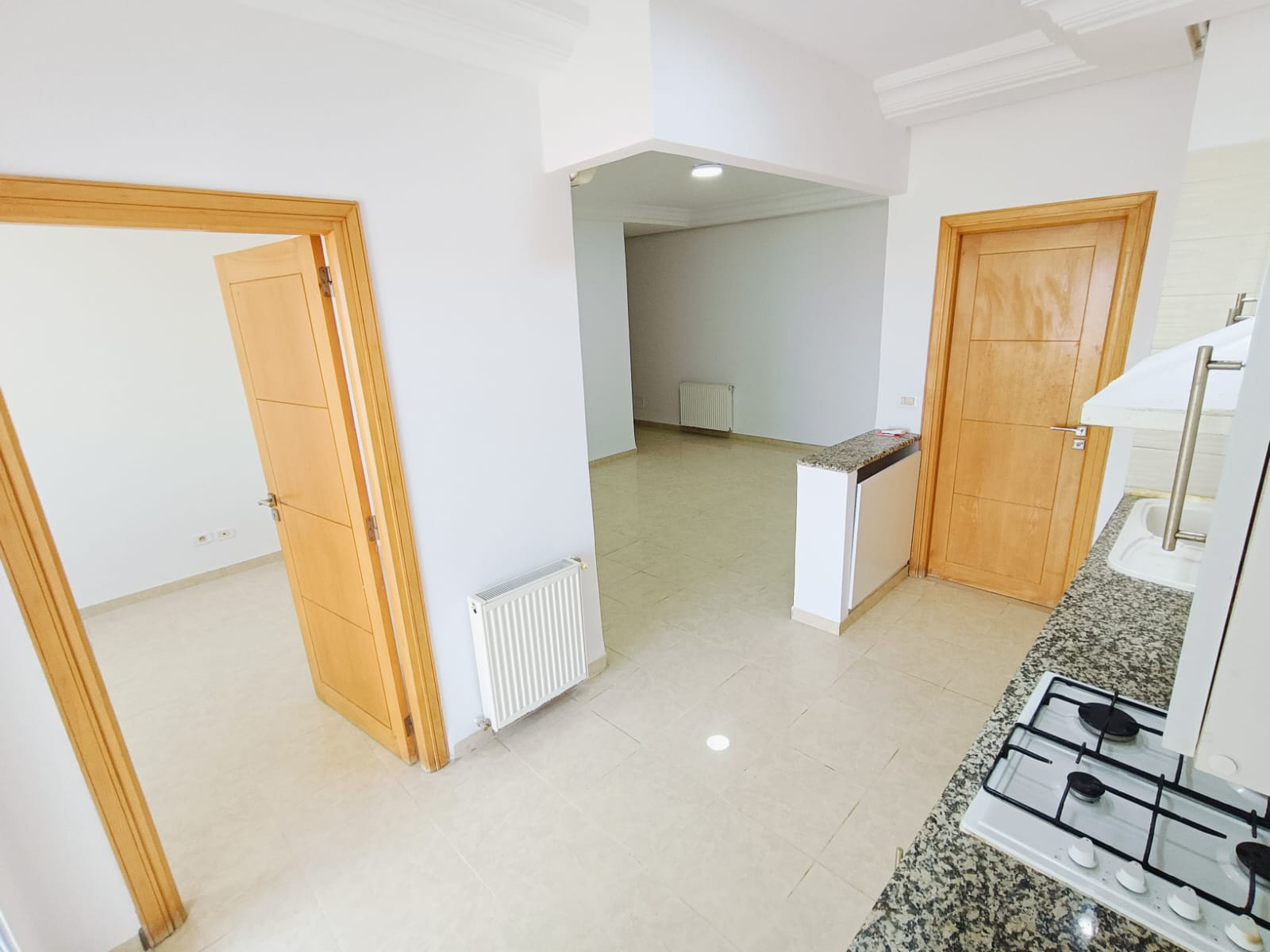 El Menzah El Menzah 9 Location Appart. 2 pices Un coquet appartement