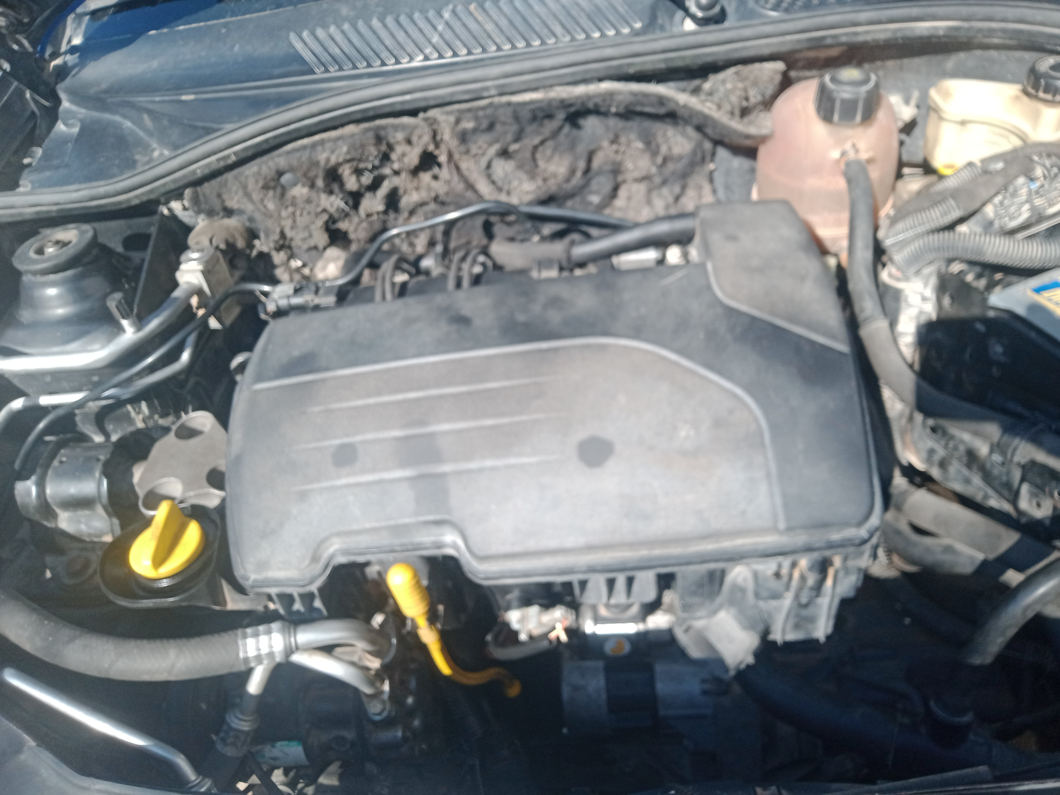 El Ksar El Ksar Renault Symbol Symbole 1  2012