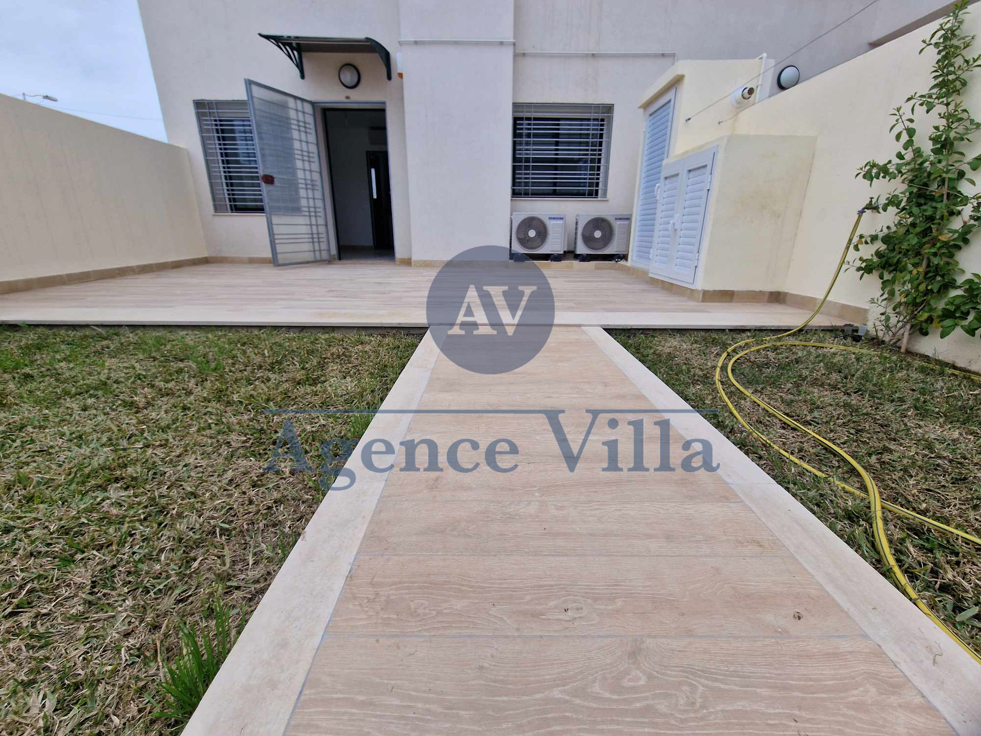 Ain Zaghouan Jardins de Carthage Location Appart. 2 pices Un appartement s1 aux jardins de carthage