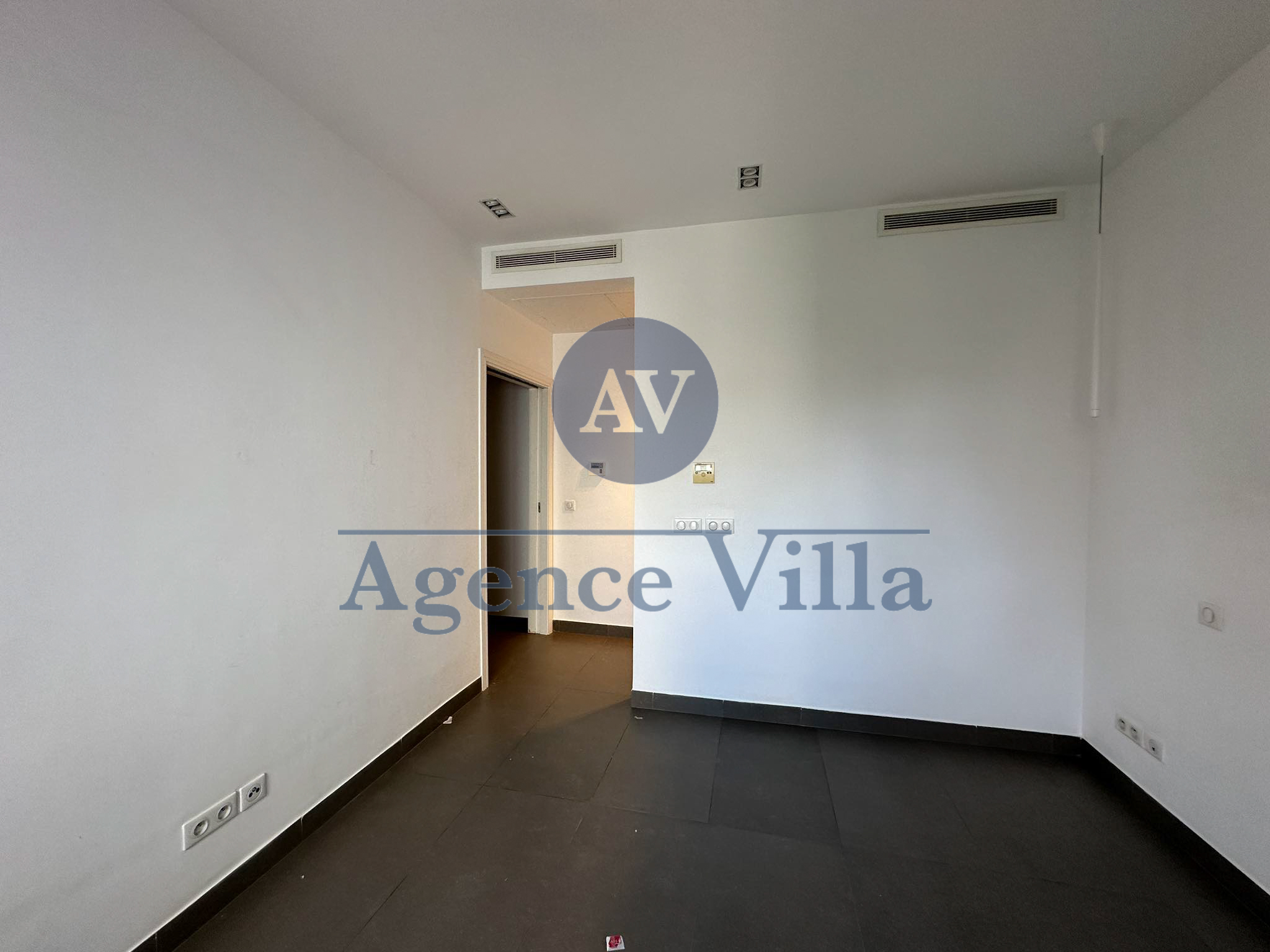 La Marsa Sidi Daoud Location Duplex Un duplex s3  la marsa avec jardin