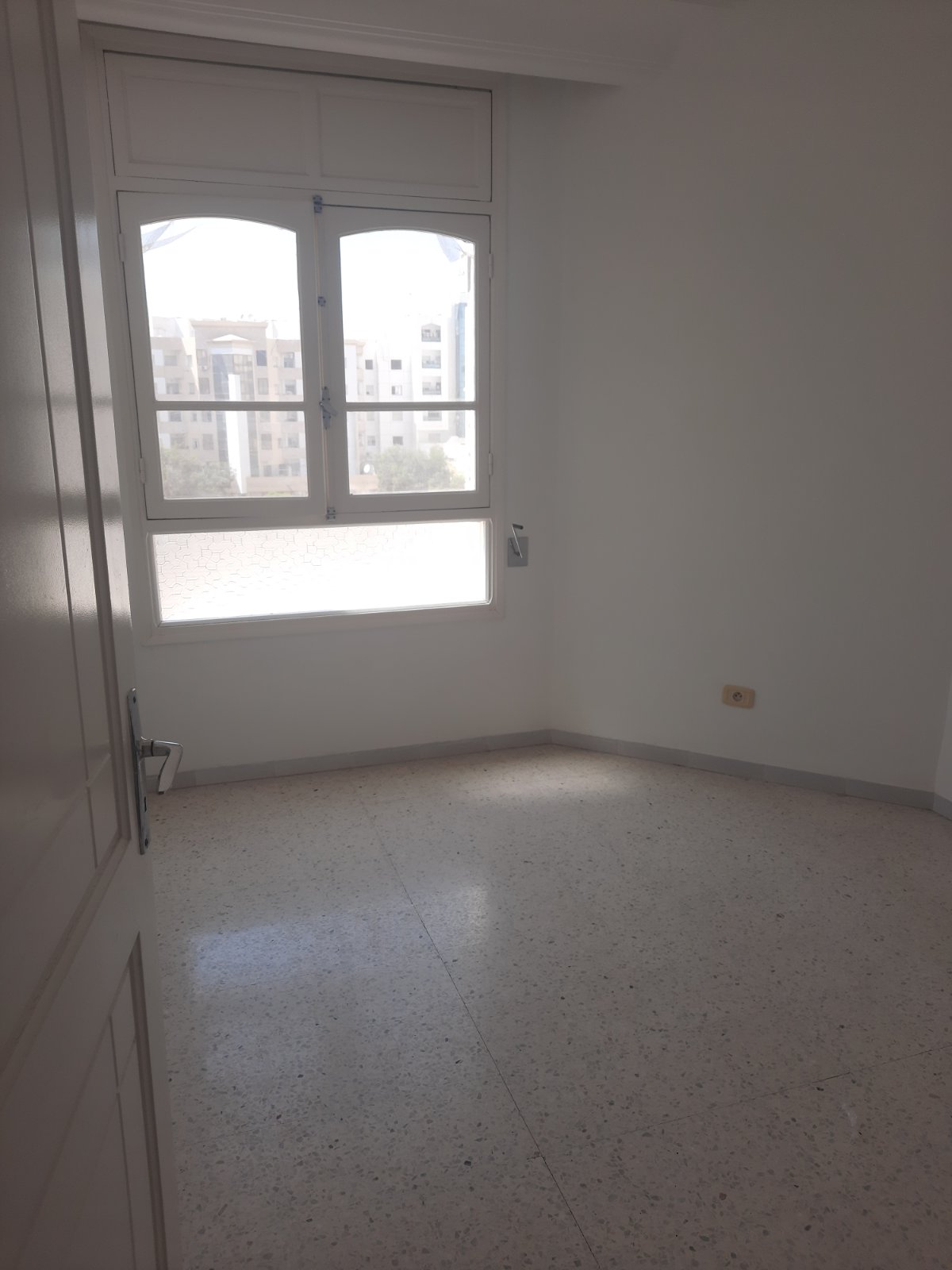 Sfax Ville Sfax El Jadida Location Appart. 4 pices Appartement salon et 3 pices  sfax eljadida