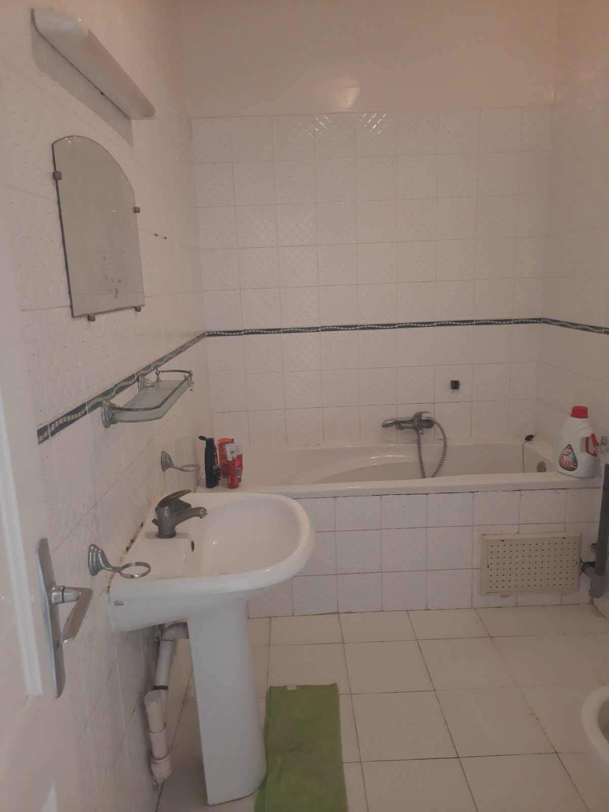 Sfax Ville Sfax El Jadida Location Appart. 4 pices Appartement salon et 3 pices  sfax eljadida