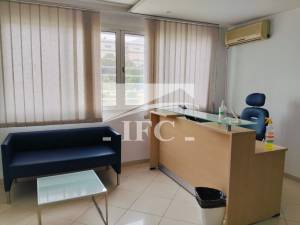 La Marsa Berge Du Lac Location Appart. 1 pice Bureau meubl en 4