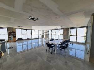 La Marsa Berge Du Lac Vente Appart. 1 pice Bureau en 2 espaces  170m lac 2
