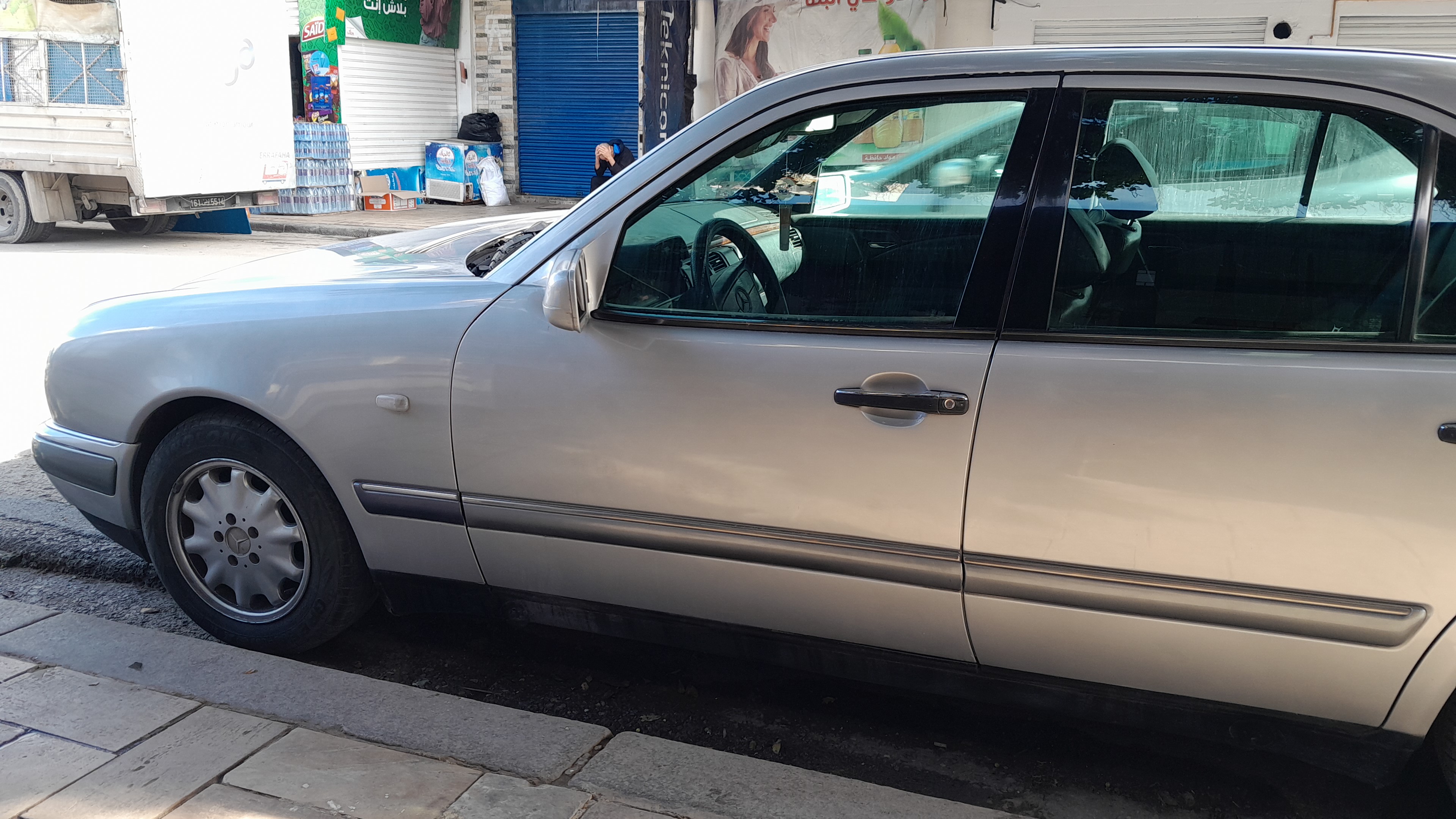 Cite El Khadra Cite Oplympique Mercedes E Mercedes w210 e250d elegance premire main