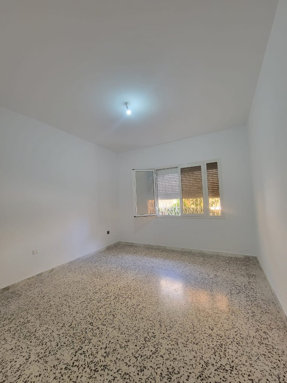 Bizerte Nord Bizerte Location Appart. 4 pices Maison independante