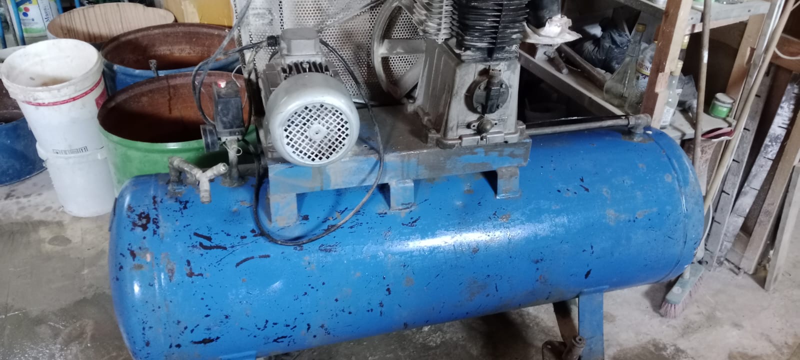 La Marsa Cite Bhar Lazreg Outils electriques Autre Compresseur 500l 380v