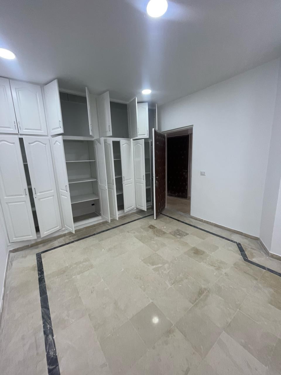 Cite El Khadra Cite Jardins Bureaux & Commerces Bureau Bureau s plus 4  alain savary