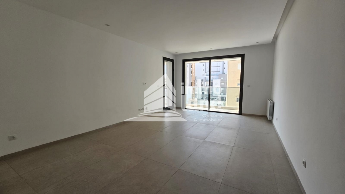 Ain Zaghouan Ain Zaghouan Location Appart. 3 pices Appartement s2  ain zaghouen nord