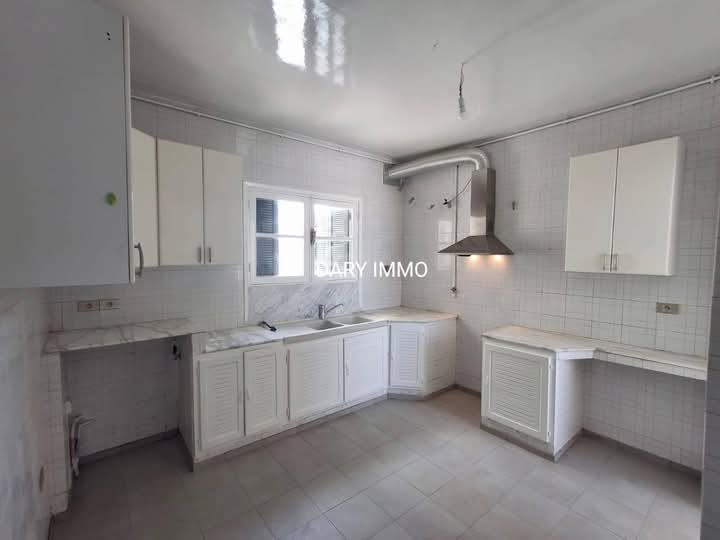El Menzah El Manar 1 Location Appart. 4 pices Appartement spacieux s3  el manar 1