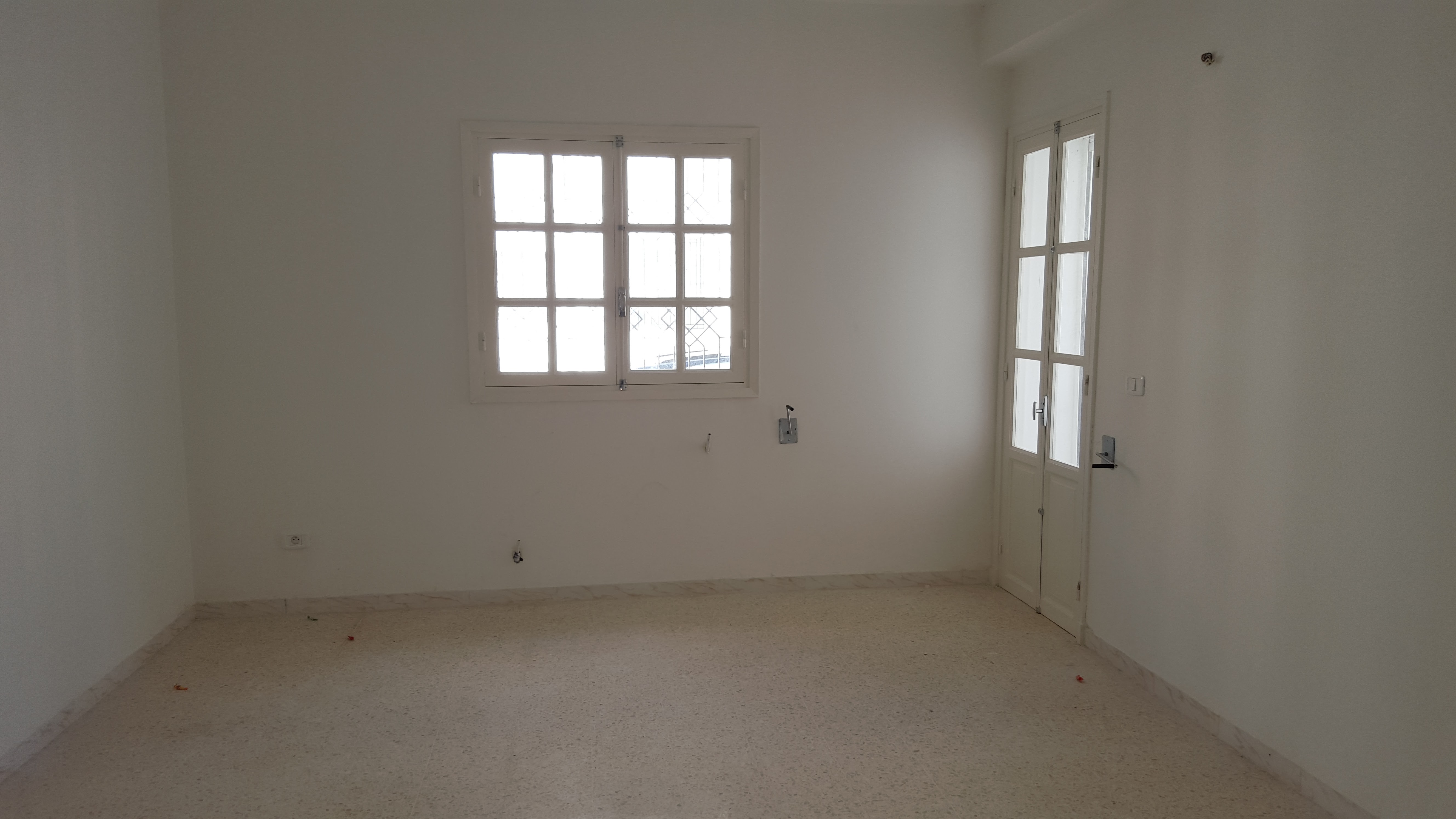 Raoued Cite Ennour Jaafar Location Appart. 2 pices 2 pices et salon