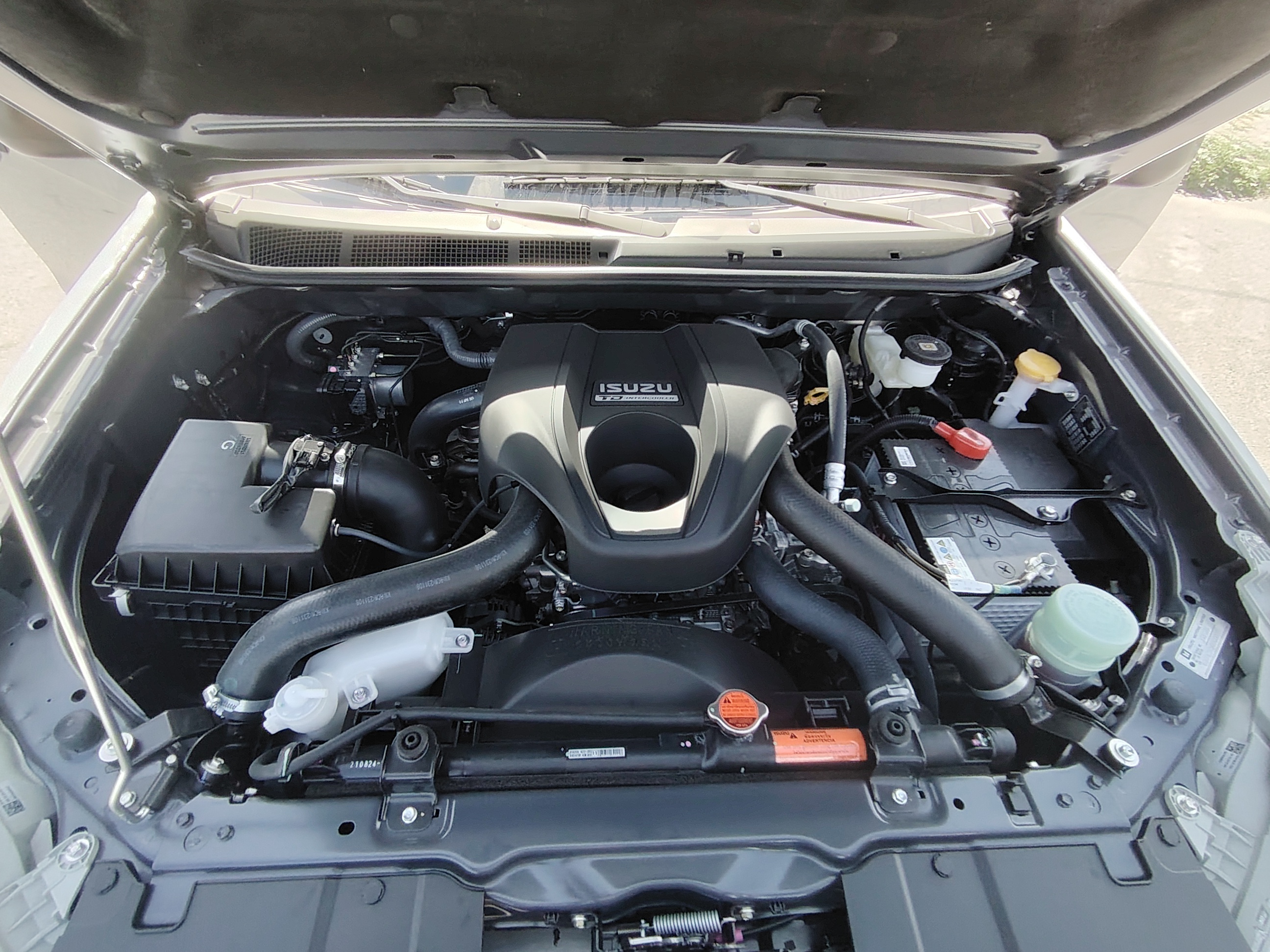El Omrane Ras Tabia Isuzu D-Max Une jolie dmax saoudienne
