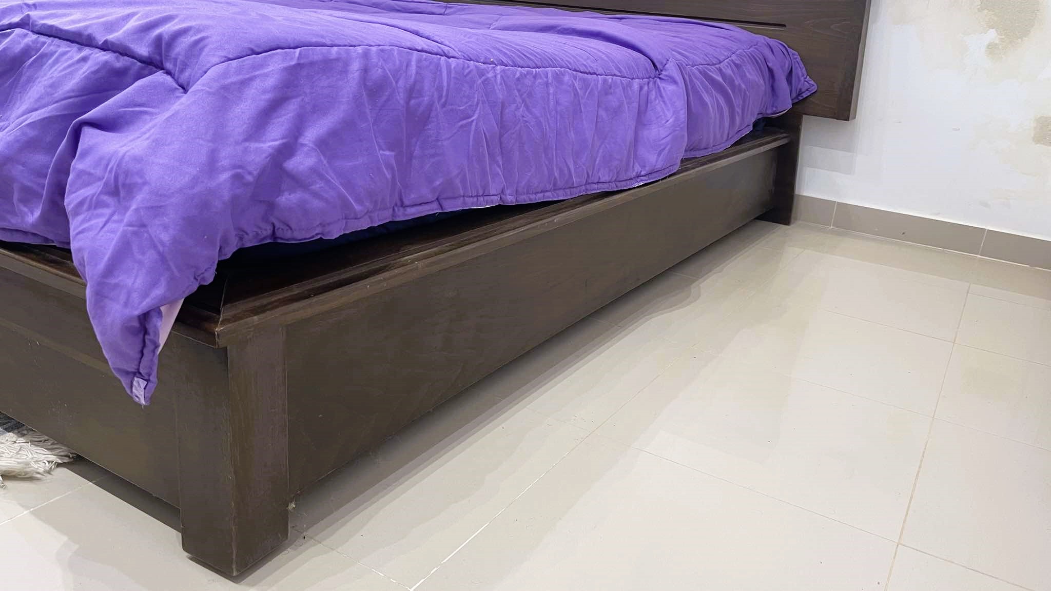 Mahdia Mahdia Chambres  coucher Lits Lit 2 place avec coiffeuse 2 tiroirs