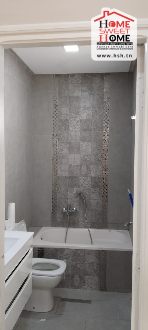 La Marsa Marsa Safsaf Location Appart. 2 pices Etage de villa jemni  cit el hokem