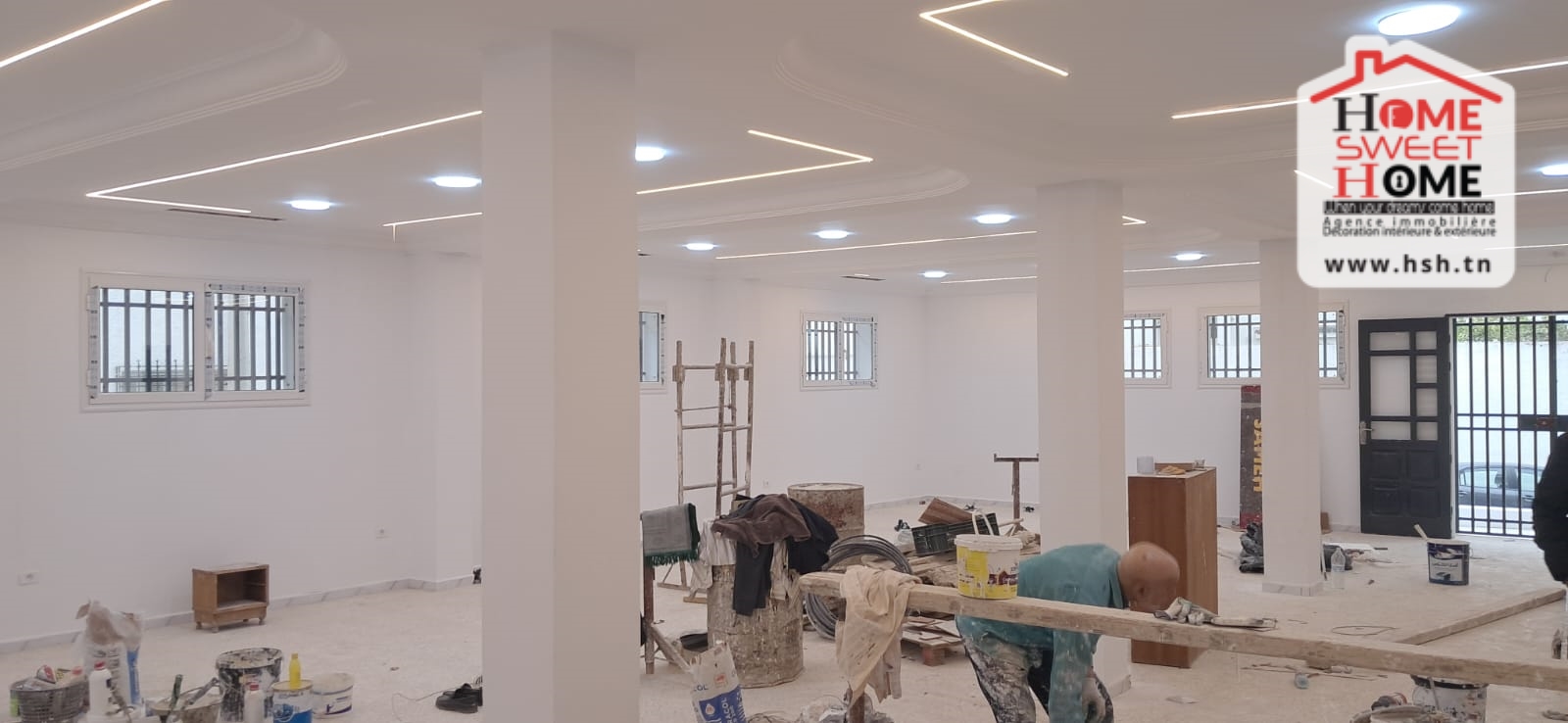 Sidi El Bechir Monfleury Bureaux & Commerces Surfaces Local riva  montfleury