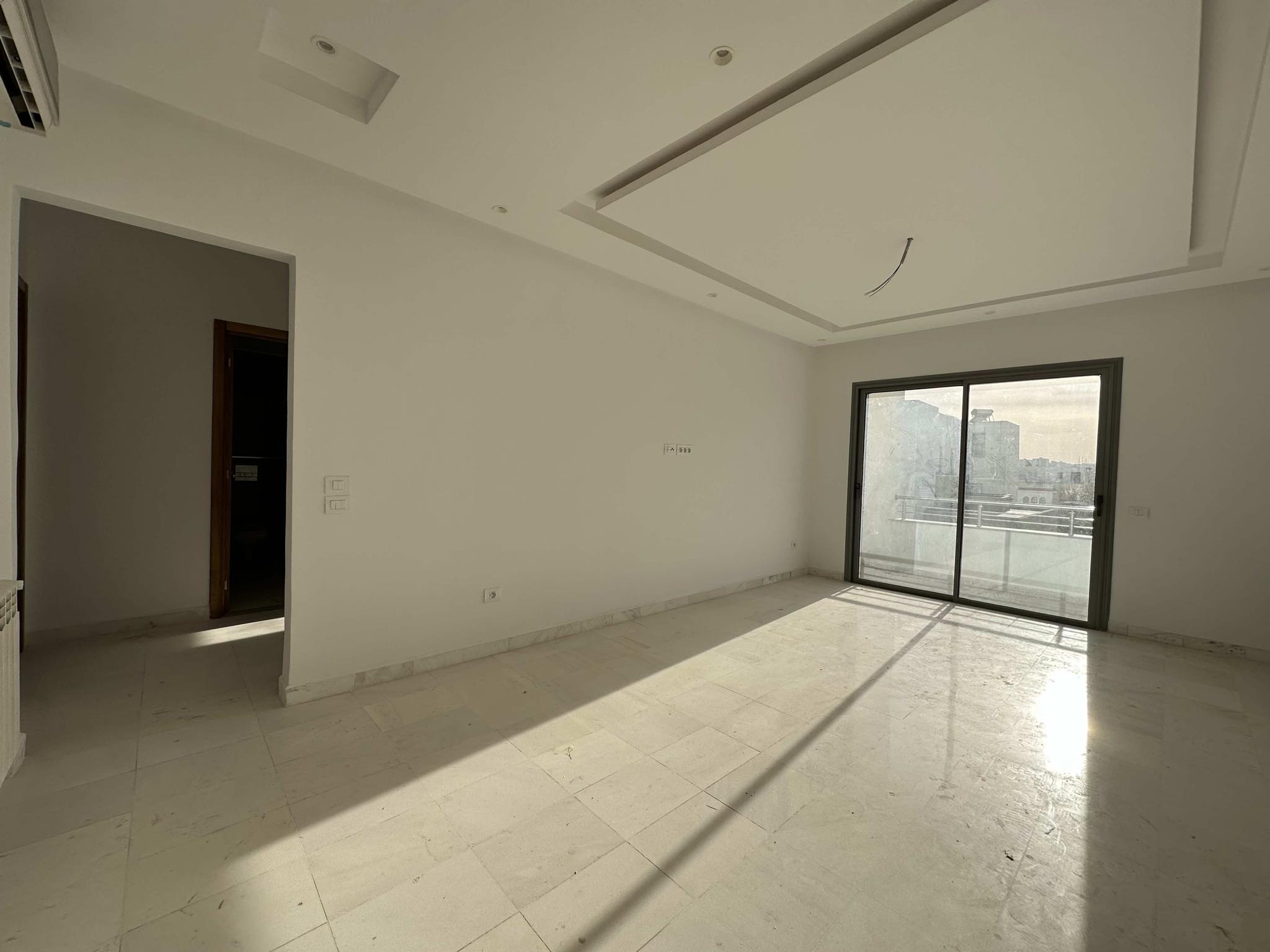 Ariana Ville Cite Ennasr 2 Location Appart. 4 pices Appart s3 neuf haut standing  ennasr