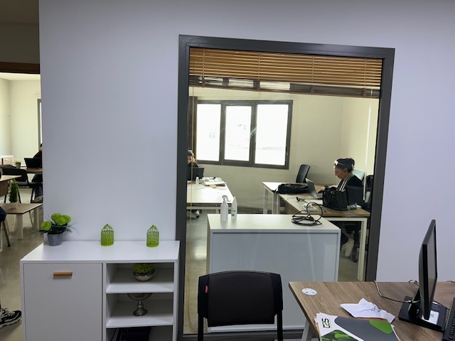 Megrine Saint Gobin Location Appart. 3 pices Bureau haut standing meuble