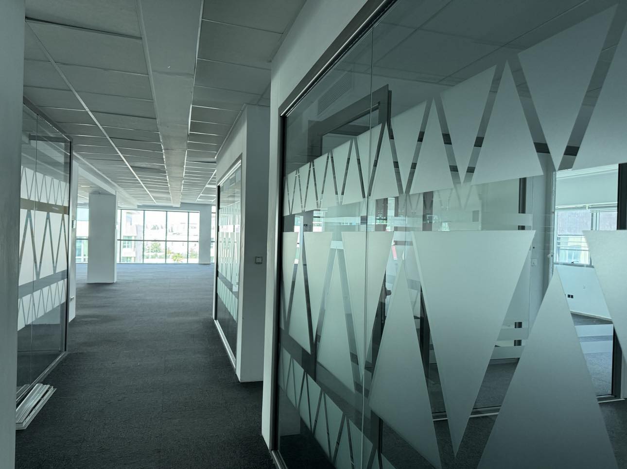 La Marsa Berge Du Lac Bureaux & Commerces Bureau Super bureau 1650 m2 hs au lac 2
