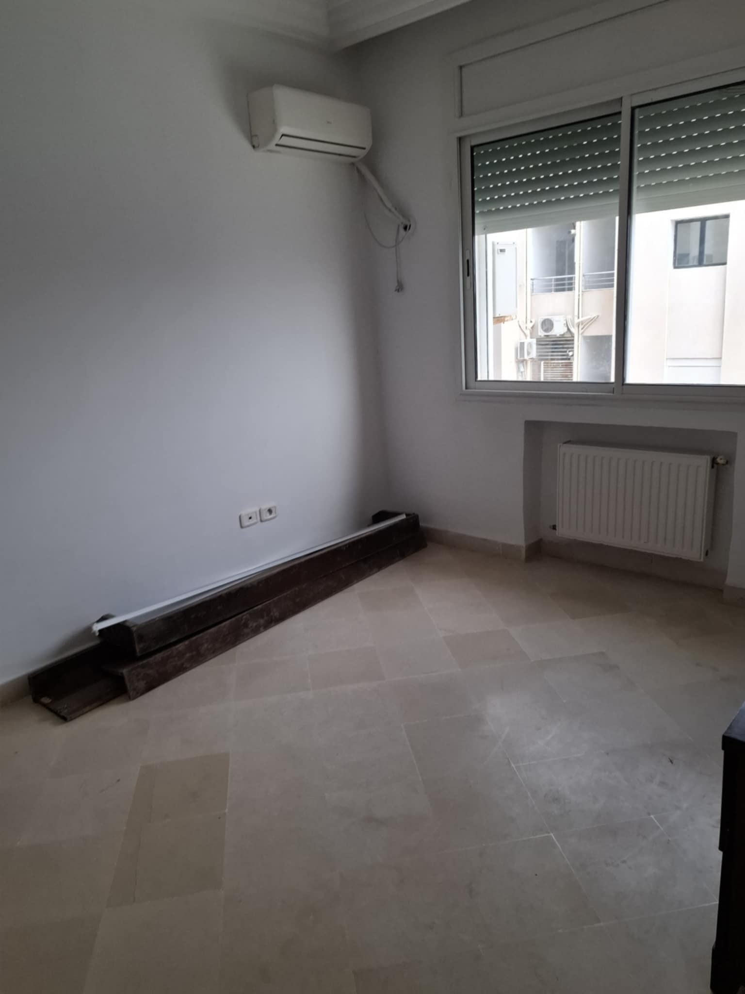 La Soukra La Soukra Vente Appart. 3 pices La soukra appartement splus2