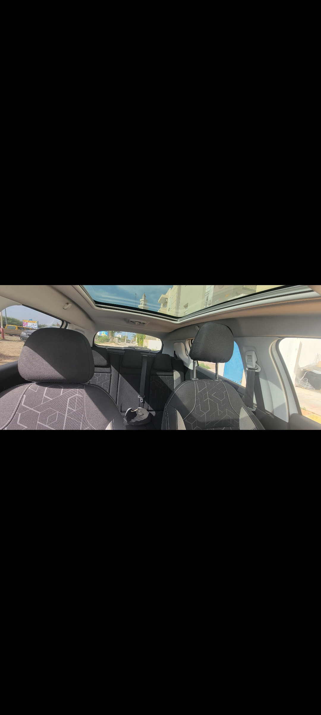 Kairouan Nord Cite Ichbilia Peugeot Autre Modle Peugeot 2008 affaire excellent tat