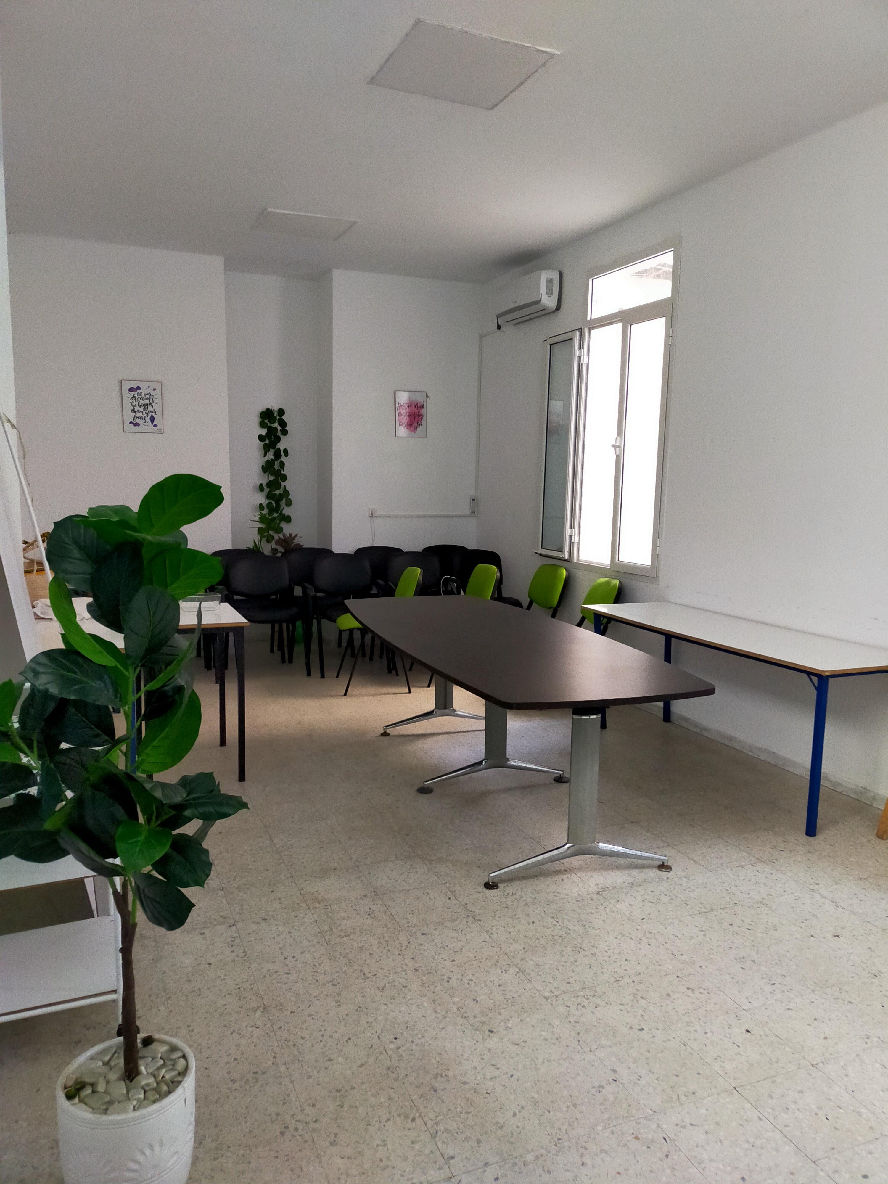 Bab Bhar Bab Bhar Location Appart. 3 pices Bureau open space rdc en plein centre ville tunis
